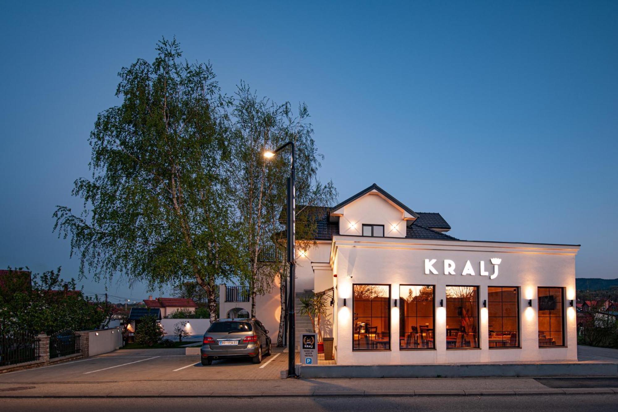 Hotel Kralj Kraljevo Exteriör bild