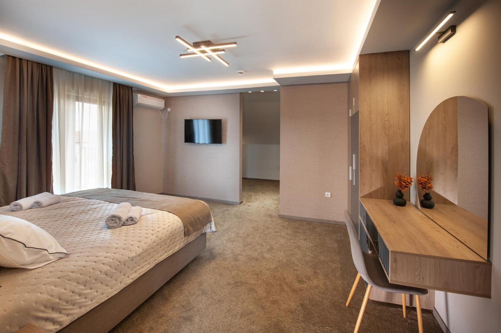 Hotel Kralj Kraljevo Rum bild