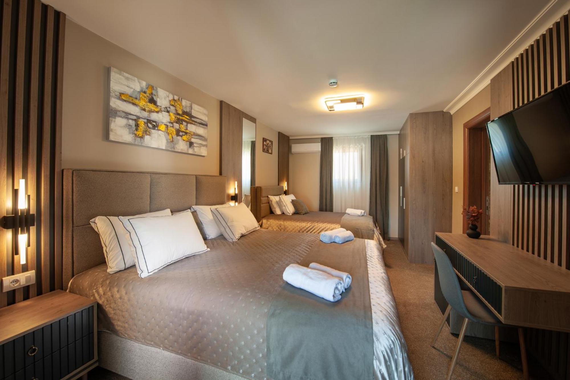 Hotel Kralj Kraljevo Exteriör bild